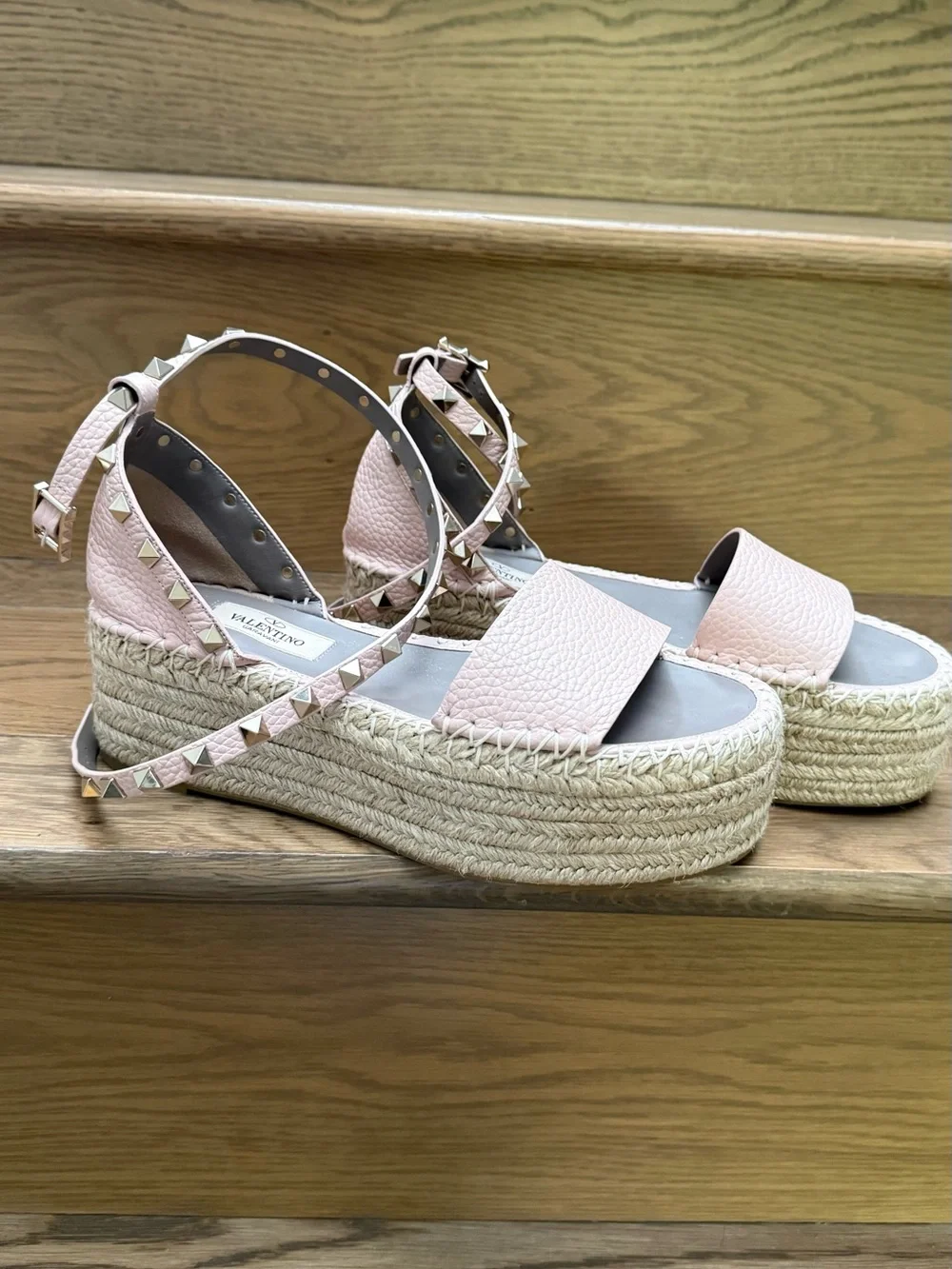 Valentino feminine espadrille